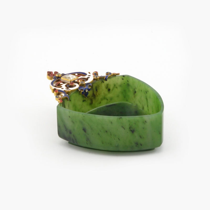 Extremely rare Fabergé Renaissance Revival nephrite kovsh with jeweled enamel mount by Perchin - Image 9