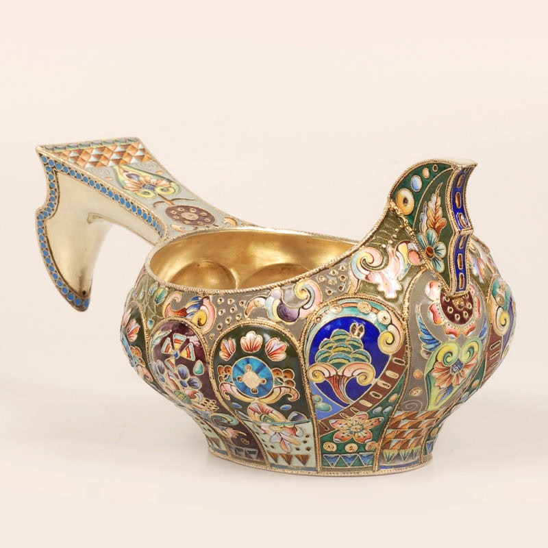 A Russian shaded cloisonné enamel kovsh - Image 3