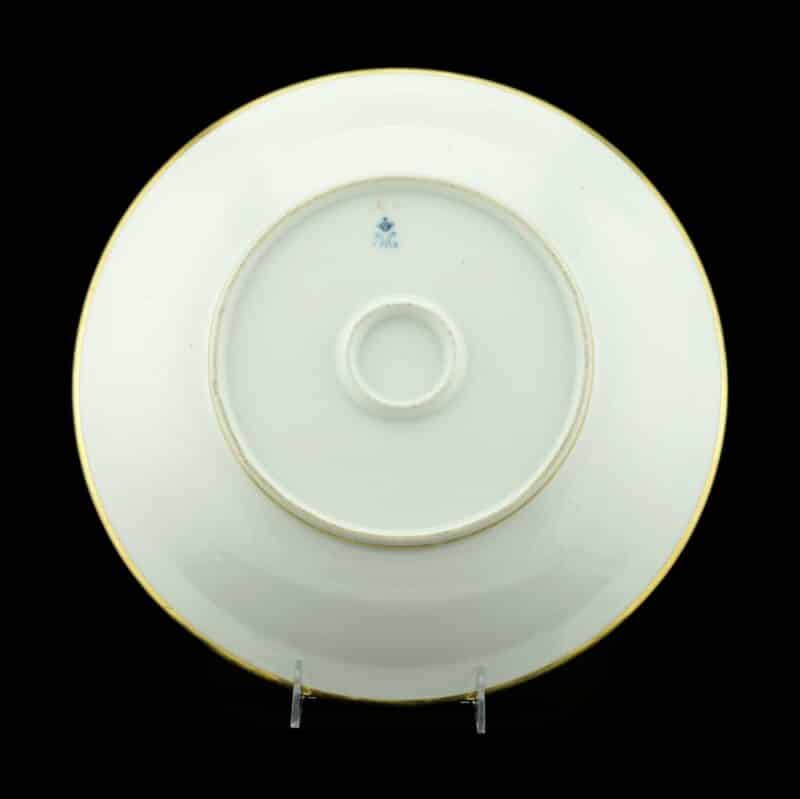 Russian Imperial Porcelain Factory Kremlin Service Charger - Image 3