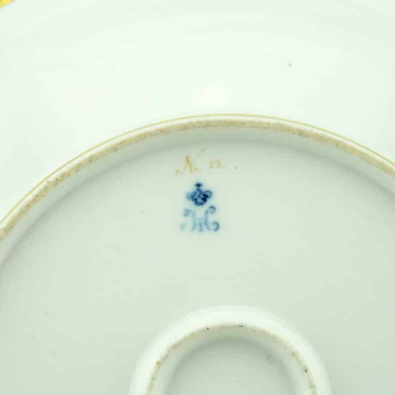 Russian Imperial Porcelain Factory Kremlin Service Charger - Image 4