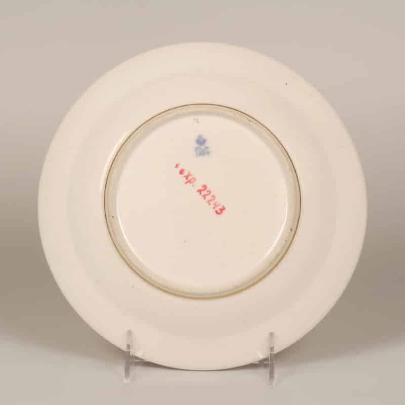 Russian Imperial Porcelain Factory Kremlin Service Dessert Plate - Image 3