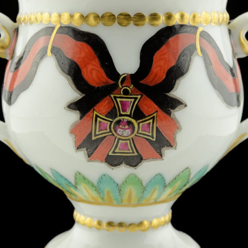 An Extremely Rare Russian Porcelain Ice Cup from the Gardner Factory Order of St Vladimir Service - Image 5