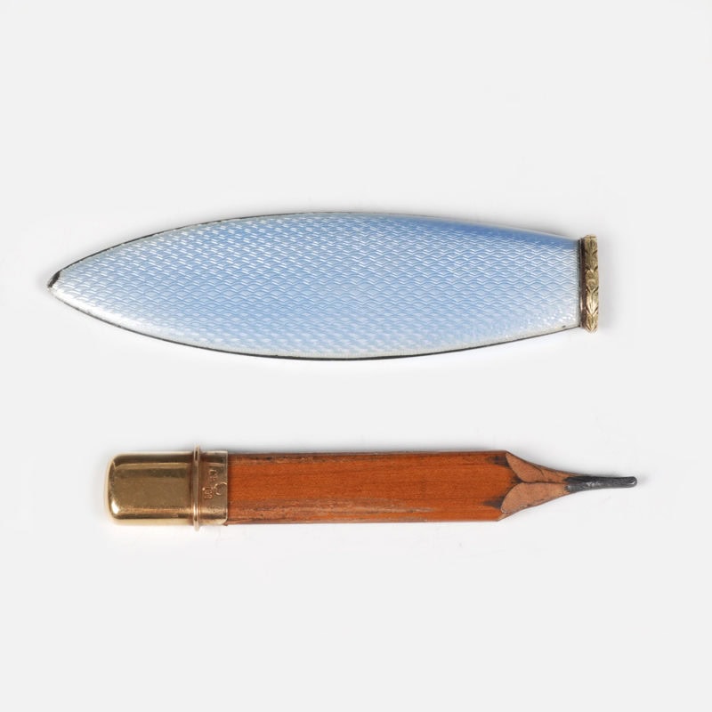 The Hon. Mrs Ronald Greville: A Fabergé gold-mounted silver & guilloché enamel pencil holder - Image 5