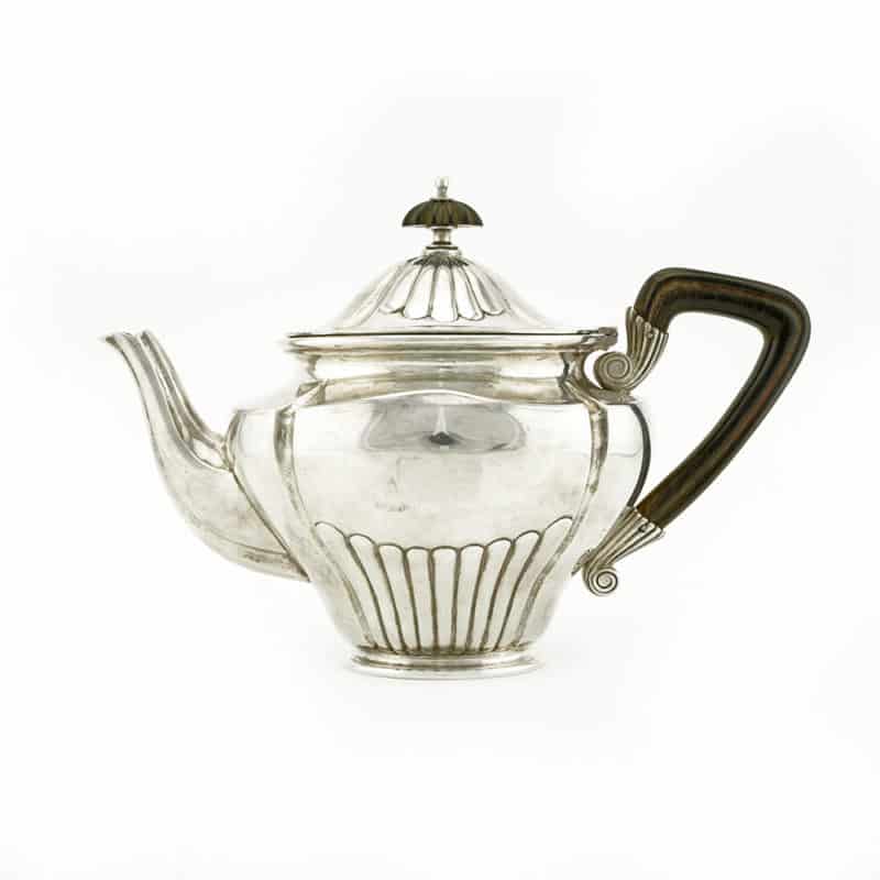 Fabergé silver teapot & milk jug - Image 3