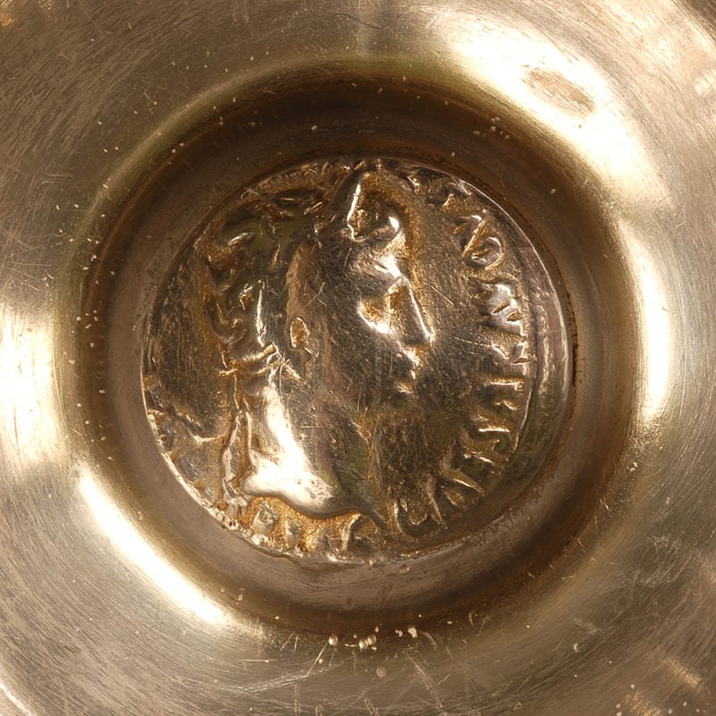 A Russian gem-set gilded silver & plique-à-jour enamel open salt with coin by Alekseev - Image 4