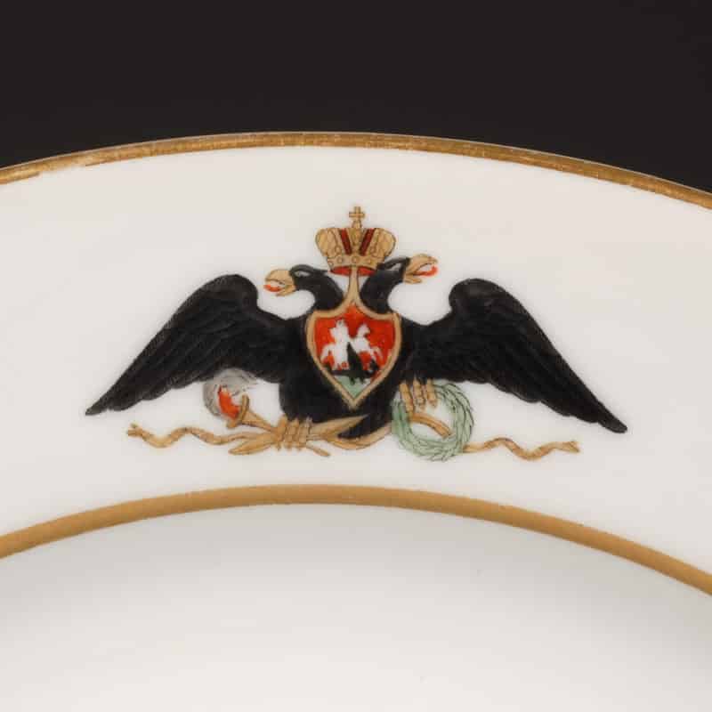 A Set of 12 Russian Imperial Porcelain Factory Gatchina Palace Service Plates - Image 3