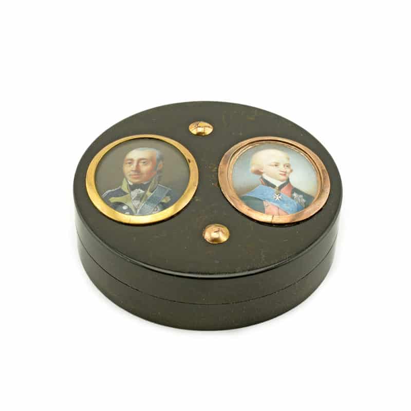 A Gold-Mounted Tortoise Shell Bonbonnière with Portraits of Paul I & Friedrich of Prussia