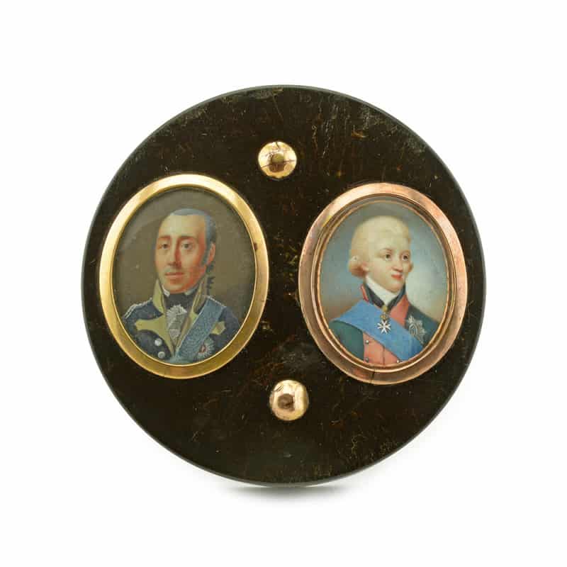 A Gold-Mounted Tortoise Shell Bonbonnière with Portraits of Paul I & Friedrich of Prussia - Image 3