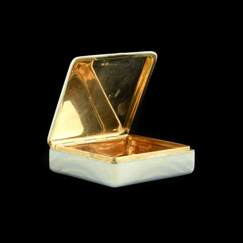 Faberge Gold Mounted, Gilded Silver, Enamel and Diamond Snuffbox, Workmaster Feodor Afanassiev - Image 5