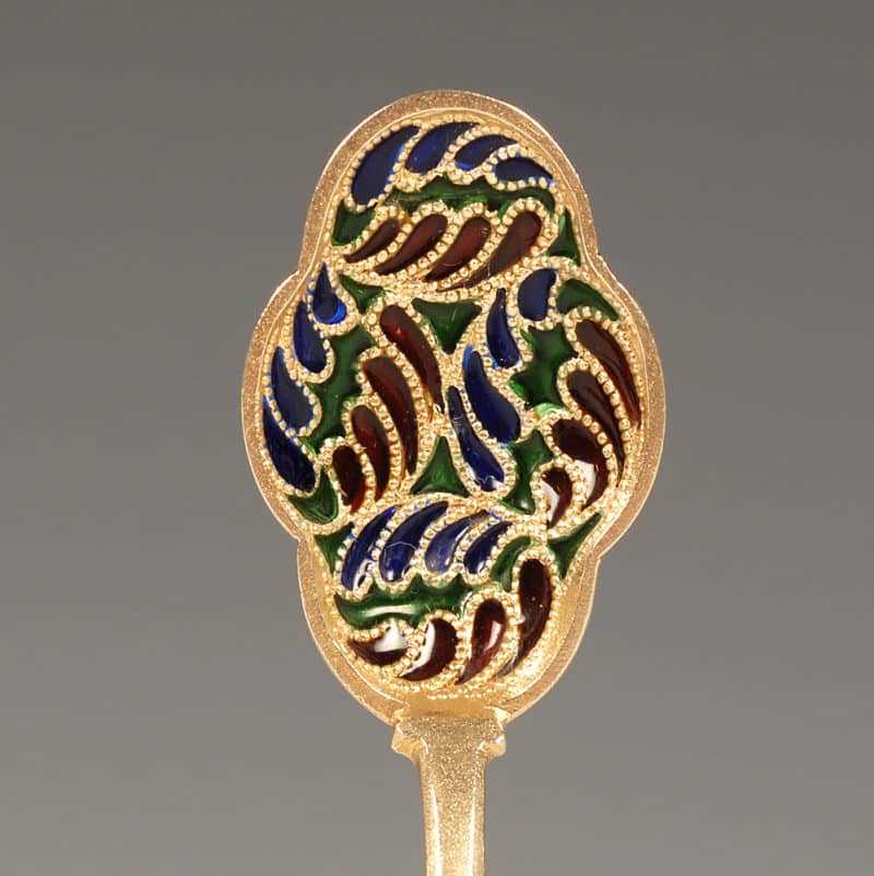 A Danish set of 10 plique-à-jour enamel teaspoons & a serving spoon, Peter Hertz - Image 7