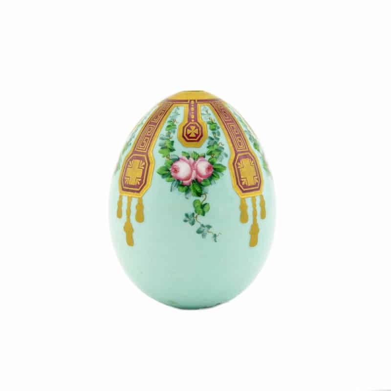 An Imperial Porcelain Factory Easter Egg