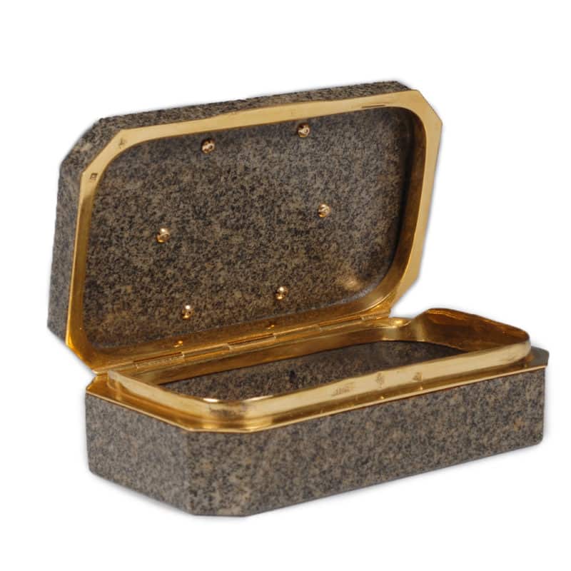 Gold Mounted Granite Snuff Box with Peter the Great Portrait Miniature - Image 5