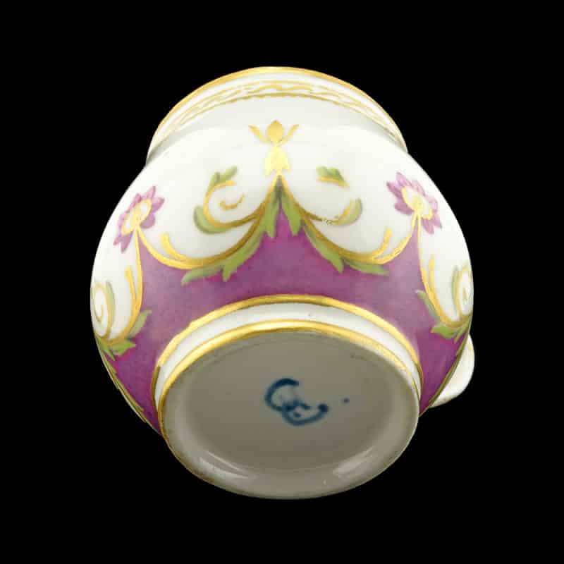A rare Russian Imperial porcelain ice cup from the Arabesque Service - Image 4