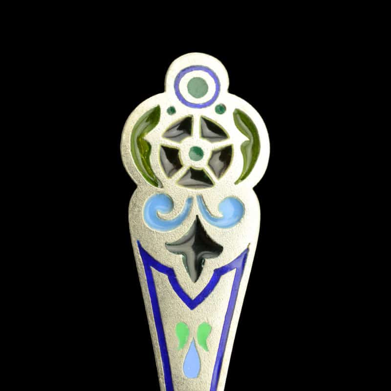 A set of 12 Russian silver gilt and champleve, plique-a-jour enamel sherbet spoons - Image 4