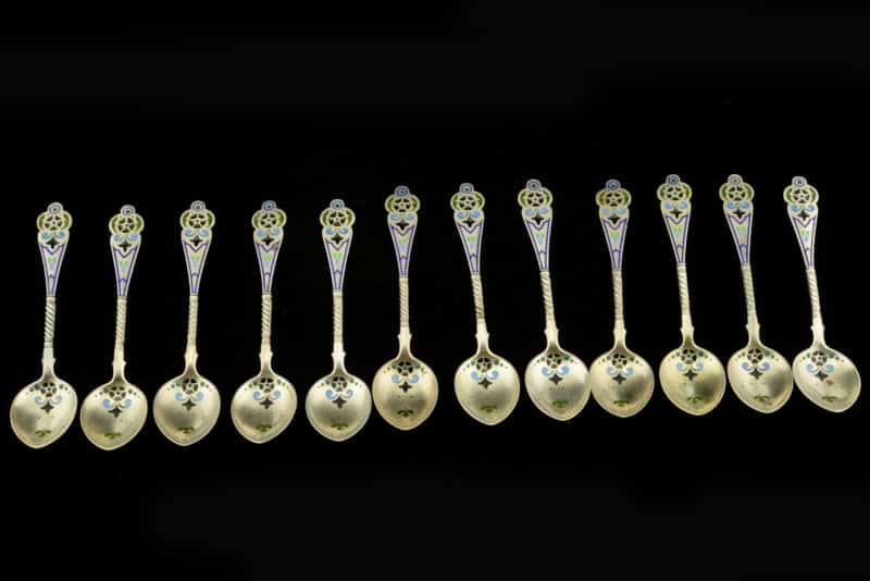 A set of 12 Russian silver gilt and champleve, plique-a-jour enamel sherbet spoons - Image 9