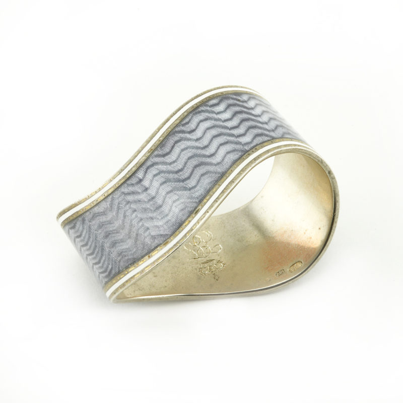 A Fabergé Nevalainen gilded silver & guilloché enamel napkin ring - Image 3