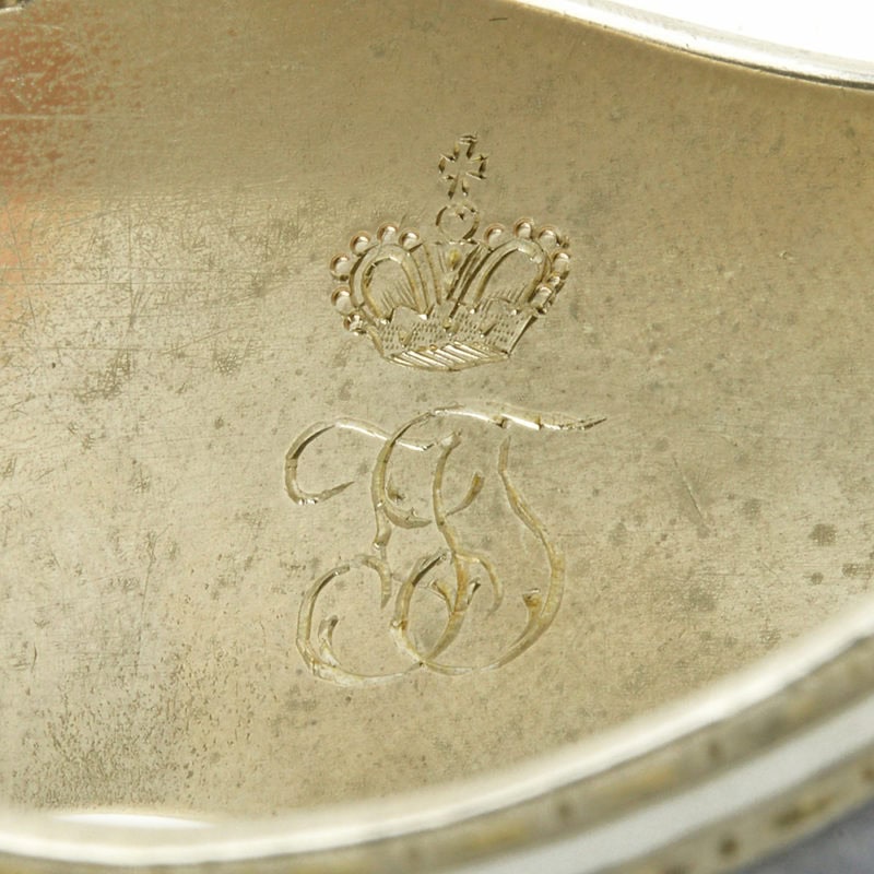 A Fabergé Nevalainen gilded silver & guilloché enamel napkin ring - Image 4