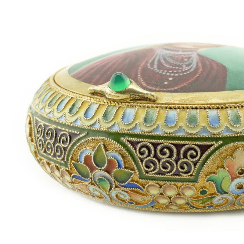An 11th Artel Pictorial Enamel Snuff or Powder Box - Image 9