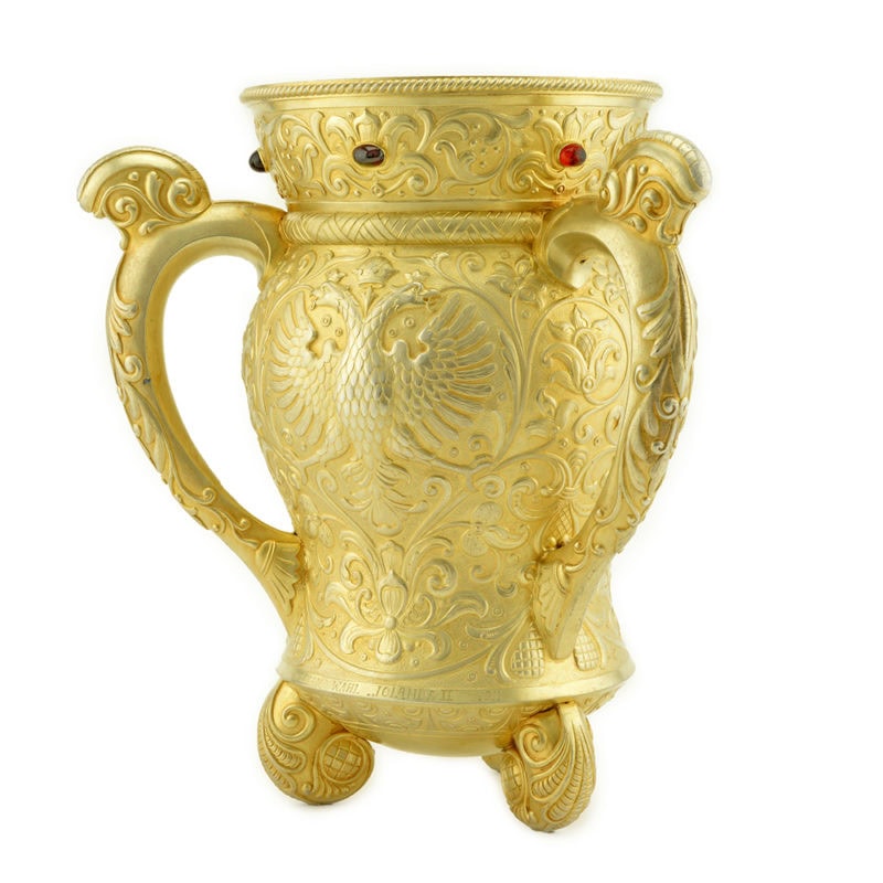 An Ovchinnikov gem-set gilded silver three-handled loving cup - Image 2