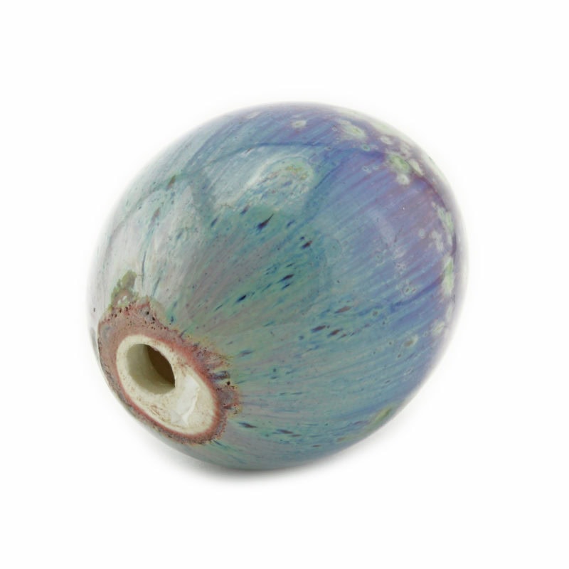 A Russian Imperial Porcelain Factory Easter egg with oxblood glaze - Image 3