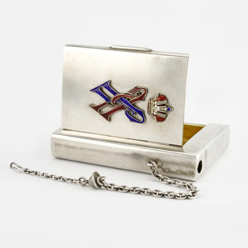 Grand Duke Vladimir Alexandrovich: A Russian Imperial silver & enamel cigarette case with his monogram - Image 4