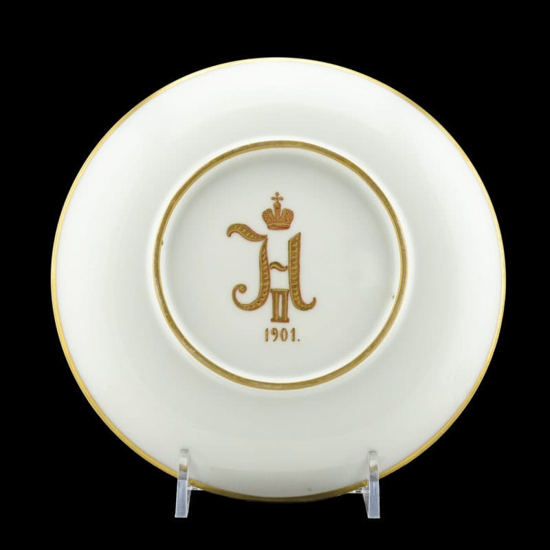 Rare Russian Imperial porcelain cup & saucer from the Raphael Service - Image 7