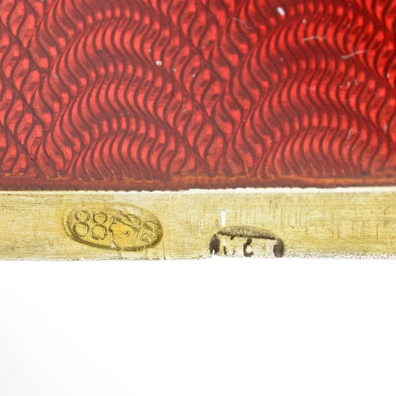 A Fabergé diamond-set deep red guilloché enamel vesta or match case - Image 6