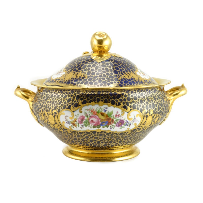 An impressive Imperial Porcelain Factory tureen with cover & underplate from the so-called Cobalt Service - Image 6