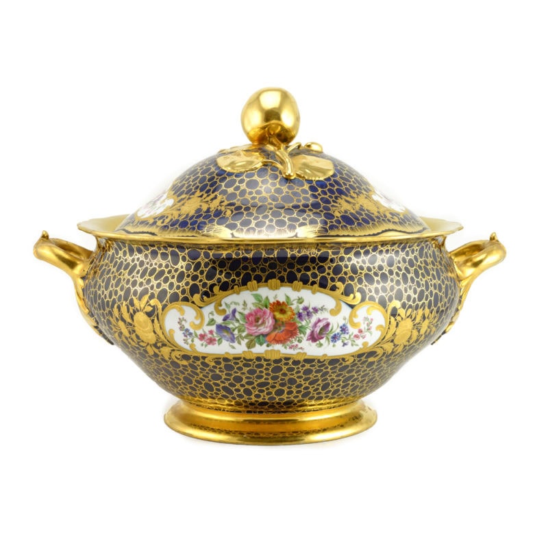 An impressive Imperial Porcelain Factory tureen with cover & underplate from the so-called Cobalt Service - Image 9