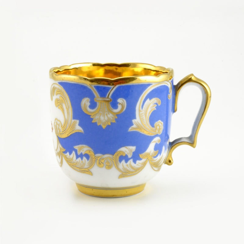 Russian Imperial porcelain cup & saucer from the Service of His Majesty's Own Dacha at Peterhof - Image 4