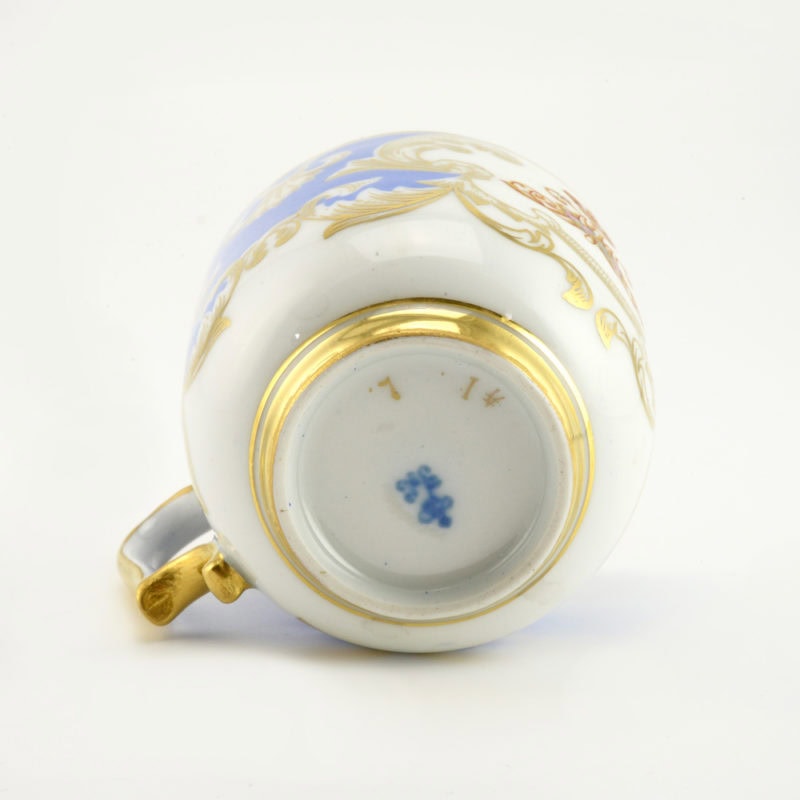 Russian Imperial porcelain cup & saucer from the Service of His Majesty's Own Dacha at Peterhof - Image 8
