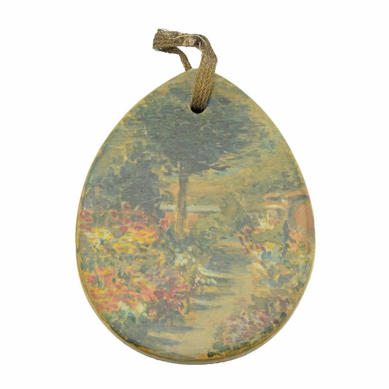 Grand Duchess Xenia Alexandrovna: A hand-painted wood Easter egg decoration