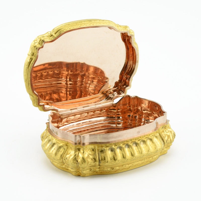 Empress Maria Alexandrovna: A diamond-set gold Imperial presentation snuffbox - Image 6