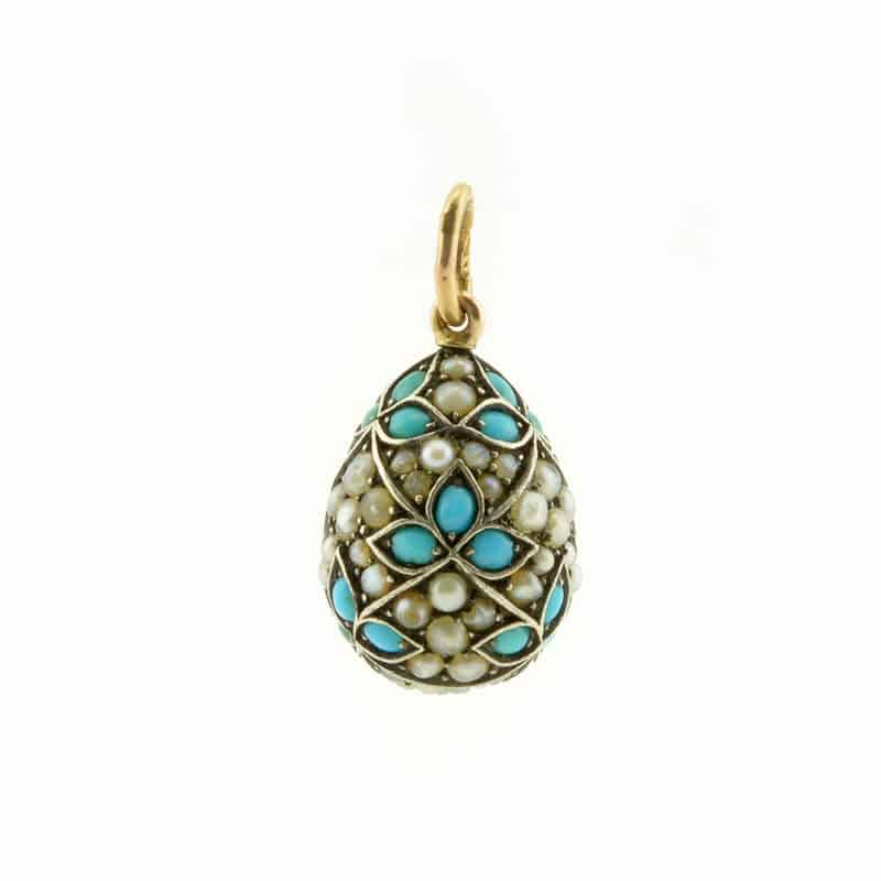 A Russian gold-mounted silver miniature pendant egg set with turquoise & pearls, Samuel Arnd - Image 2
