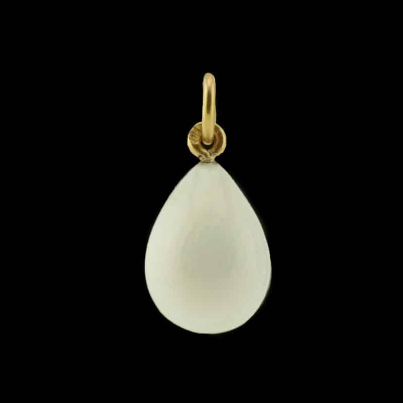 A Russian jeweled gold, silver, and guilloché enamel miniature pendant Easter egg - Image 2