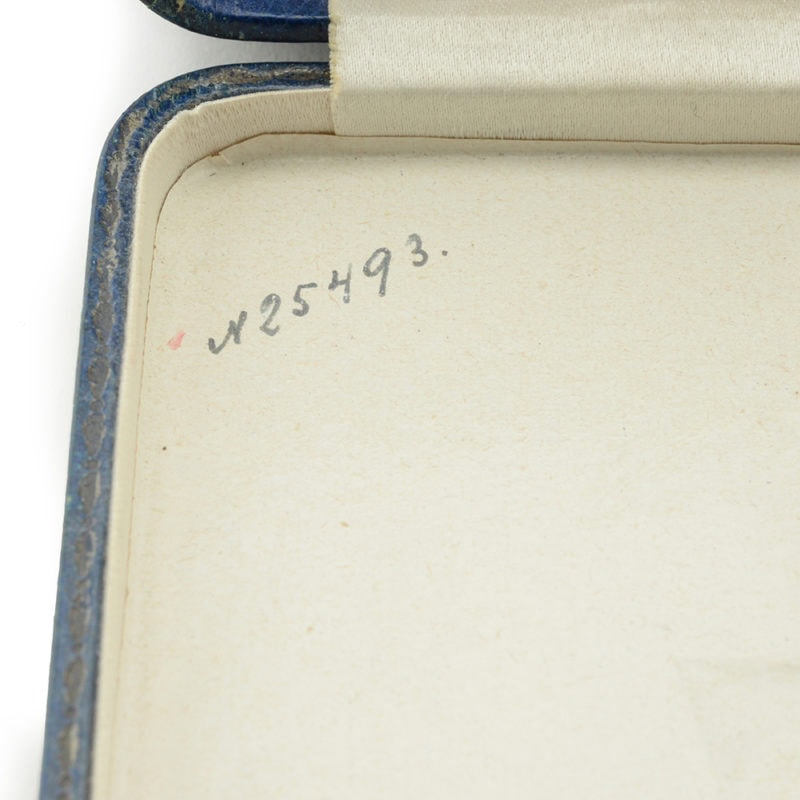 A rare Russian Imperial presentation gold, diamond, & guilloché enamel bracelet - Image 9