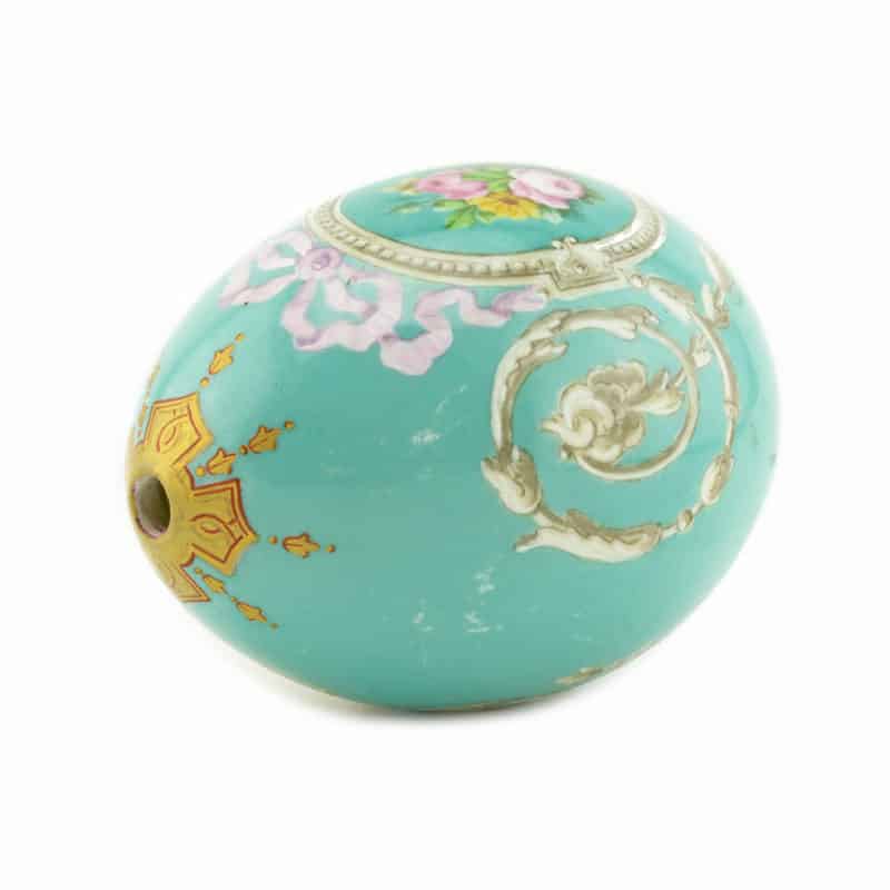 A Russian porcelain Easter, Imperial Porcelain Factory - Image 3