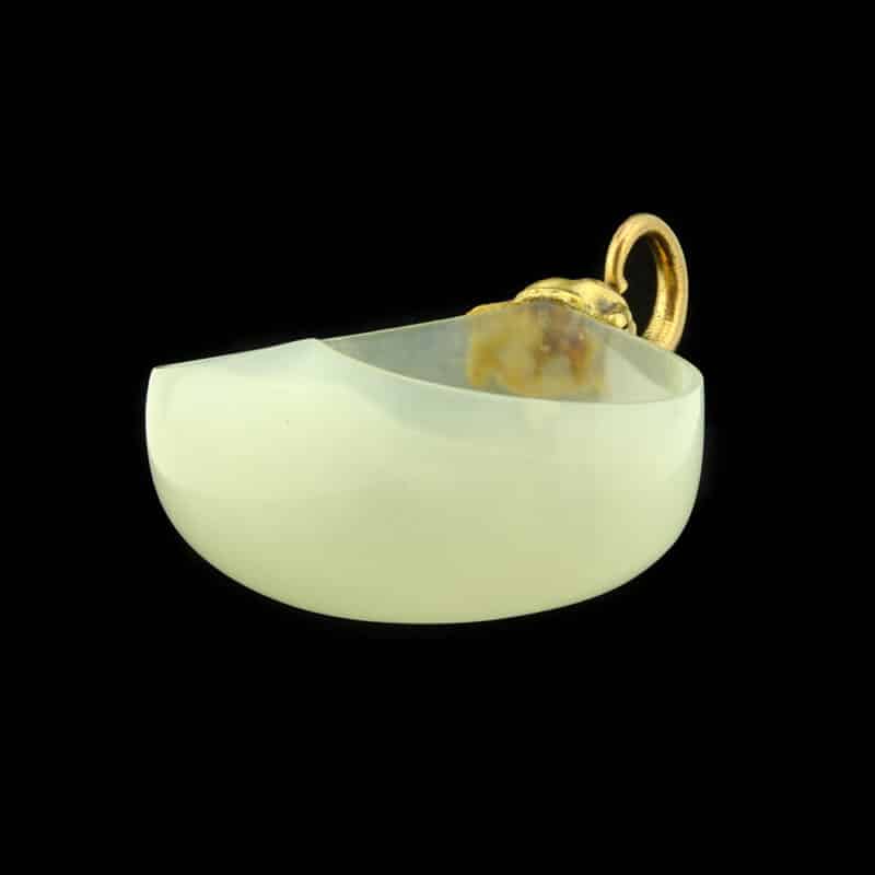 A Faberge Two Color Gold, Ruby and Carved Agate Figural Kovsh, Michael Perchin - Image 2