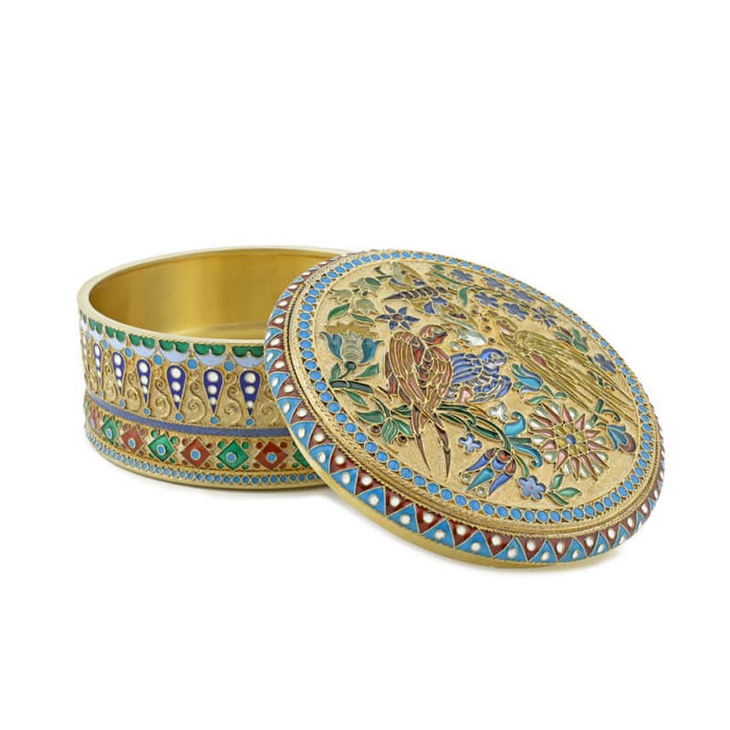 A Russian Silver Gilt, Cloisonne and Plique-a-jour Enamel Box, Ovchinnikov - Image 3