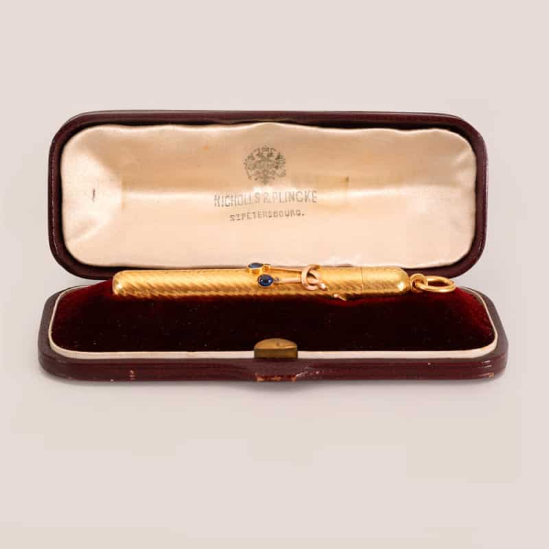 A Russian jeweled two-color gold retractable pencil by Nicholls & Plincke in original fitted box - Image 2