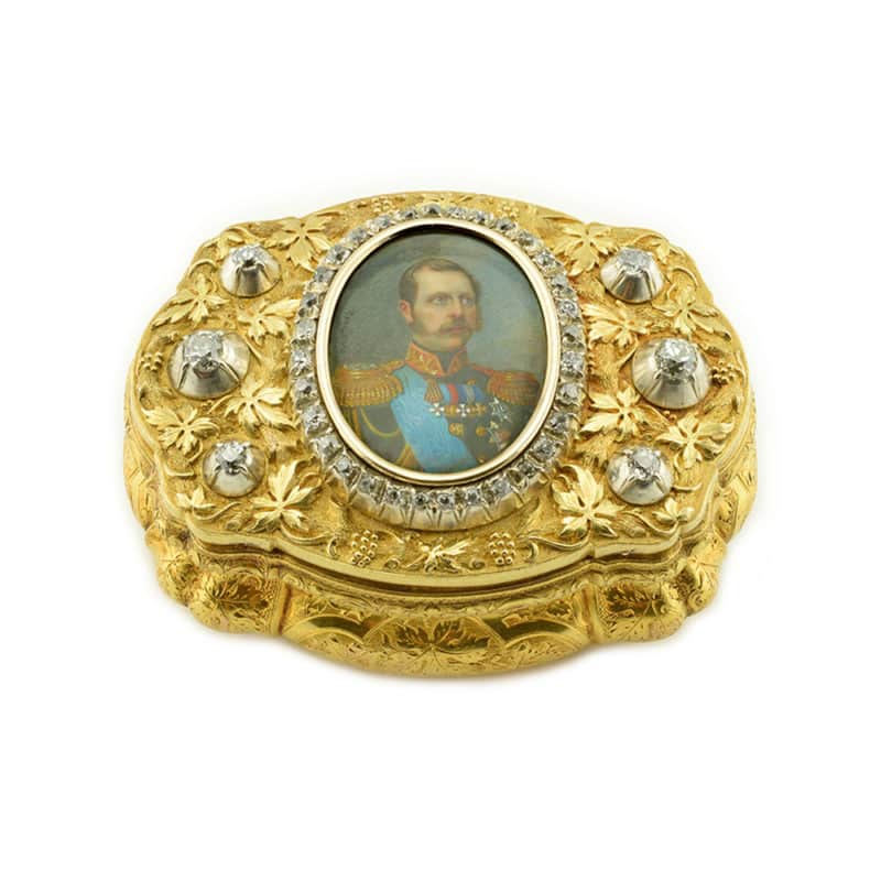 A Diamond-Set Gold Imperial Presentation Snuffbox with Portrait of Emperor Alexander II