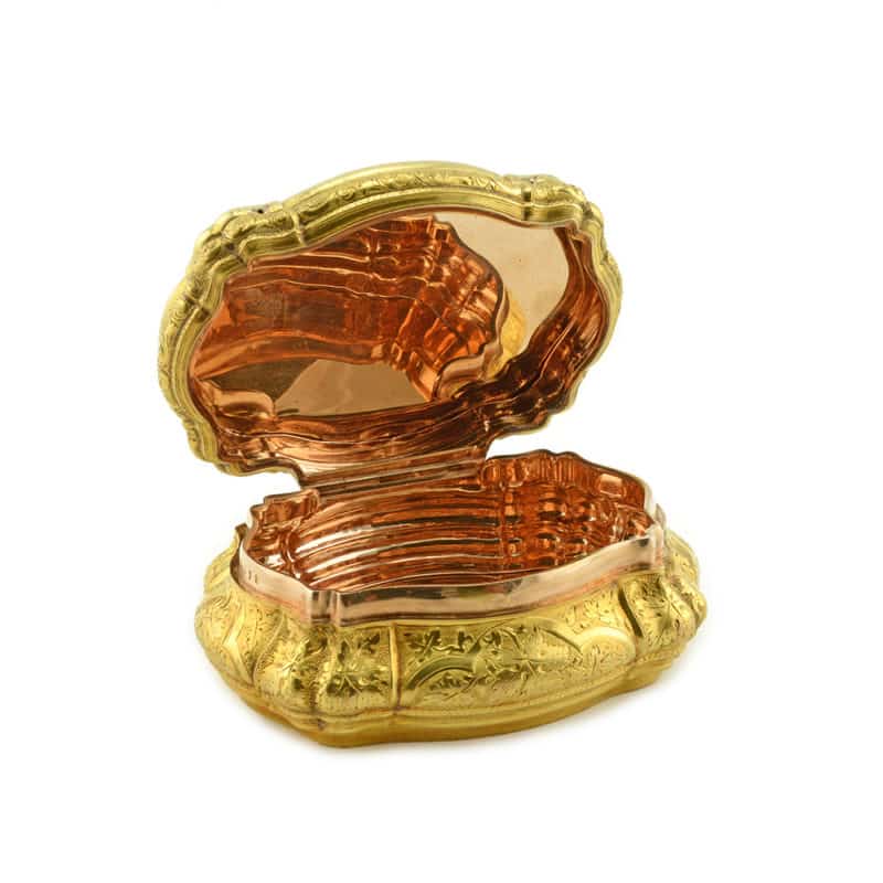 A Diamond-Set Gold Imperial Presentation Snuffbox with Portrait of Emperor Alexander II - Image 5