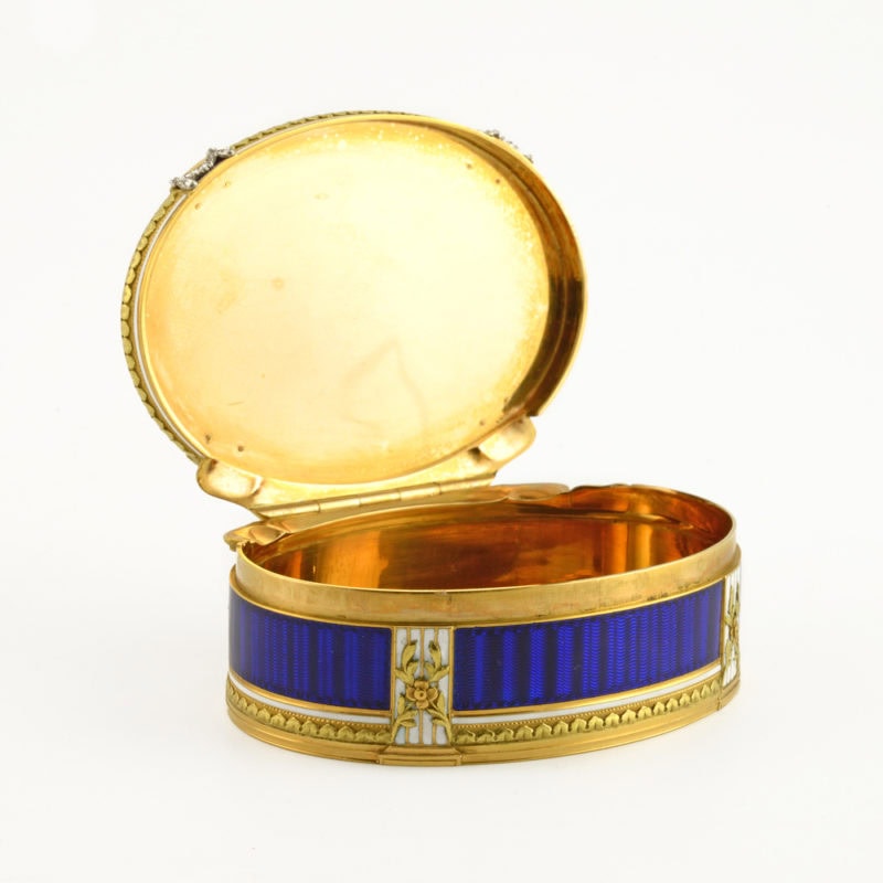 A Diamond-set Varicolor Gold & Enamel Imperial Presentation Snuffbox - Image 6