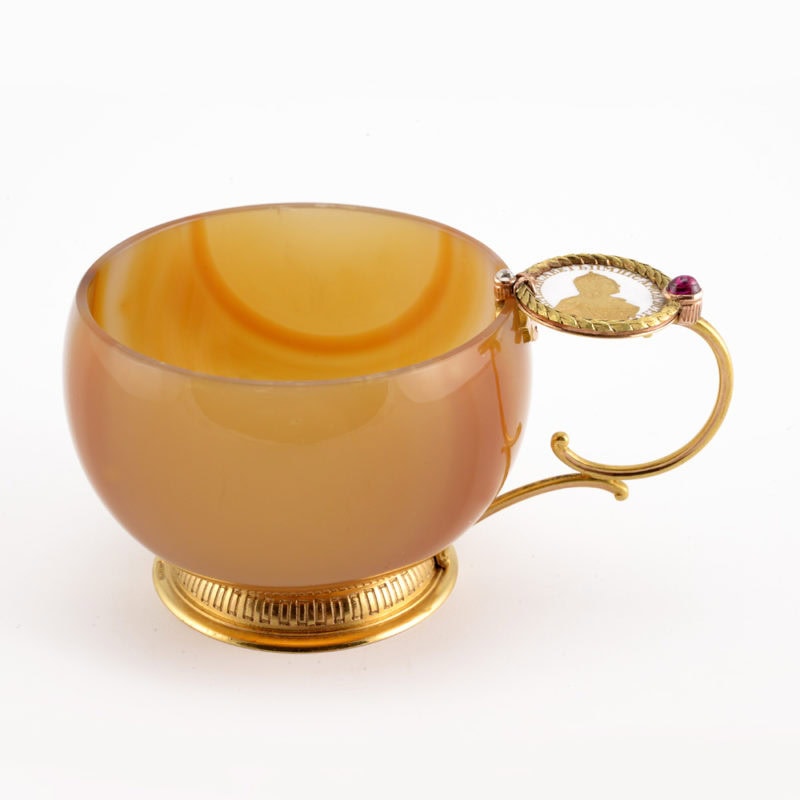 Fabergé Perchin gold-mounted carved agate & enamel cup